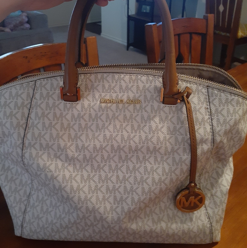 Michael Kors purse